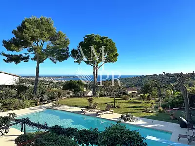 Maison, 210 m²