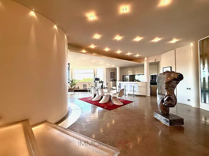 Appartement, 330,24 m²