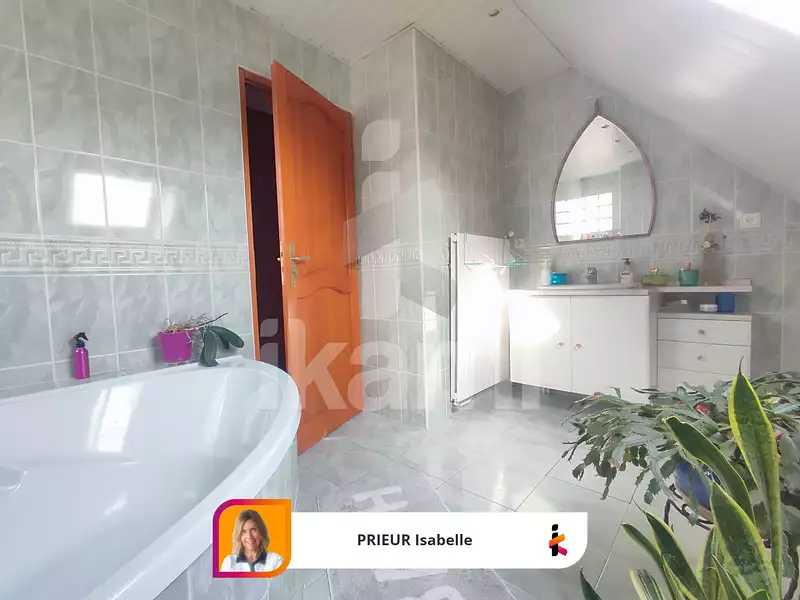 Maison, 140 m²