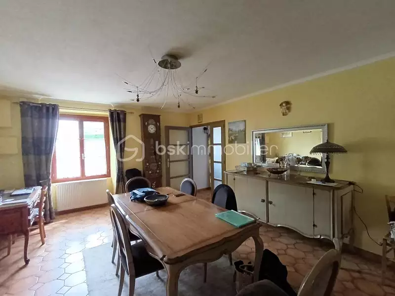 Maison, 186 m²