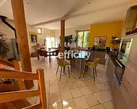 Maison, 205 m²