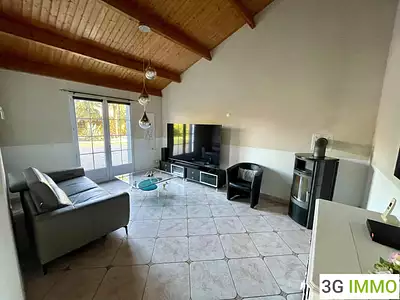 Maison, 168 m²