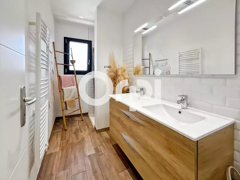 Maison, 130 m²