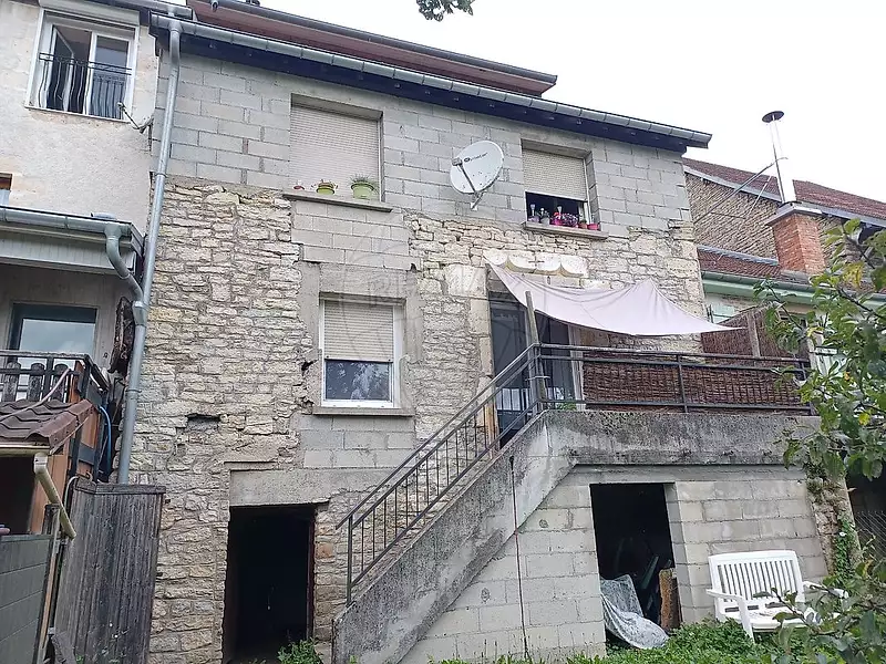 Immeuble, 306 m²