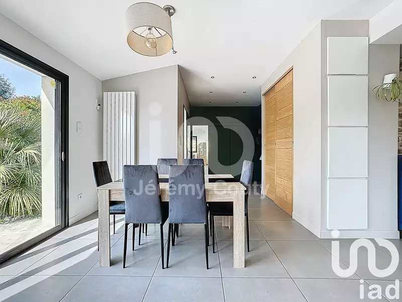 Maison, 182 m²