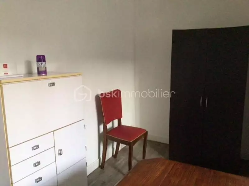 Immeuble, 143 m²