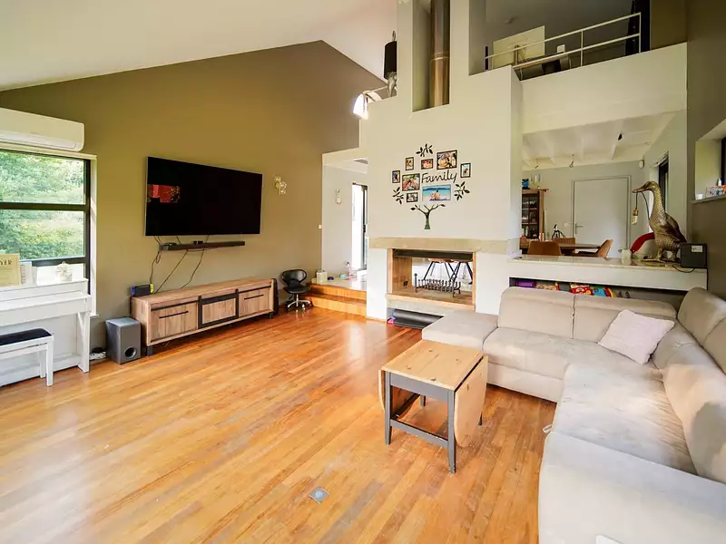 Maison, 216 m²