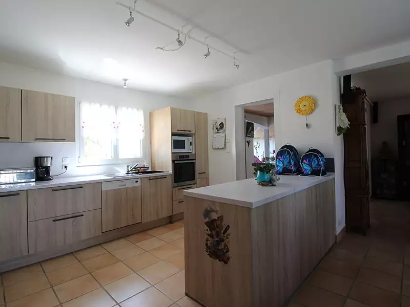 Maison, 169 m²