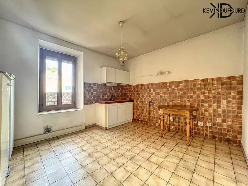 Immeuble, 200 m²