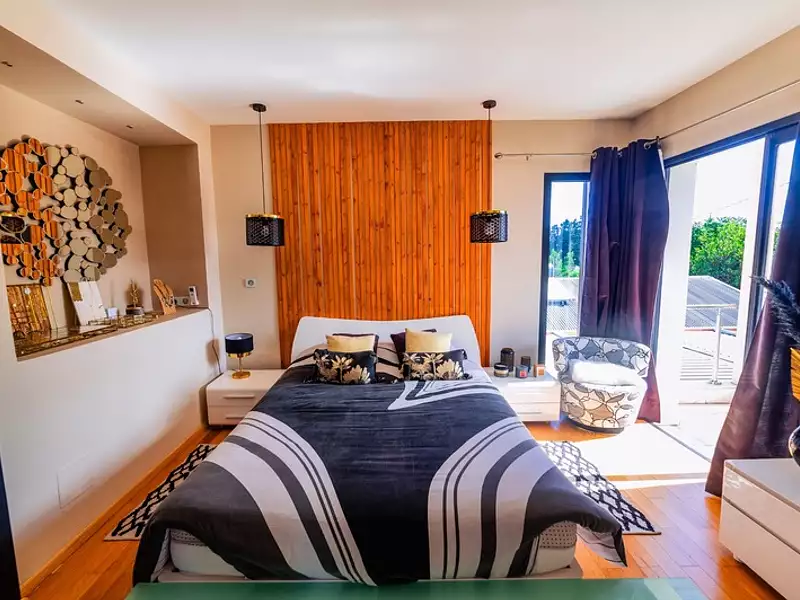 Maison, 305 m²