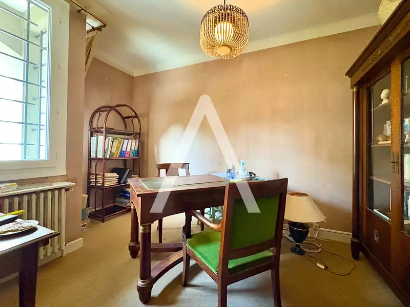 Maison, 180 m²