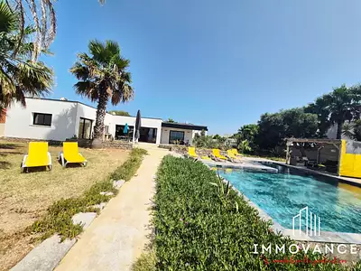 Maison, 162 m²