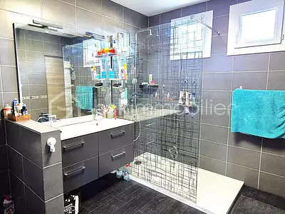 Maison, 145 m²