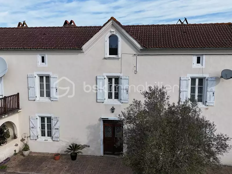 Maison, 193 m²