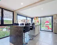 Maison, 196 m²
