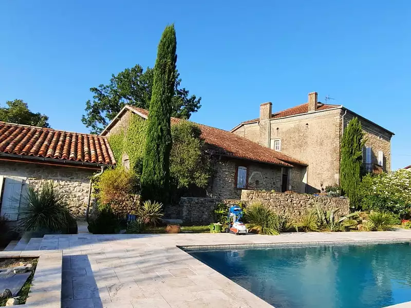 Maison, 310 m²
