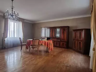 Maison, 340 m²