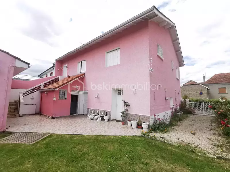 Maison, 146 m²