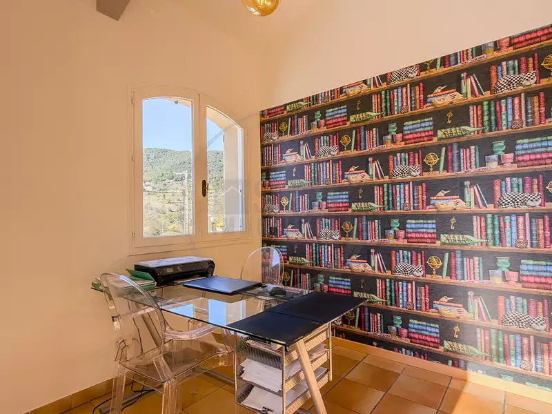 Maison, 166 m²