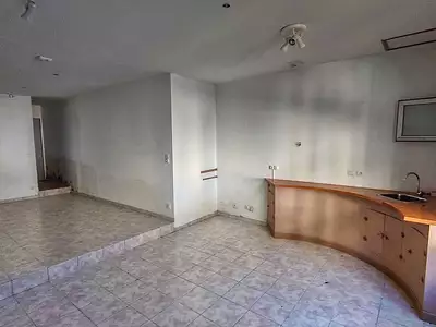 Maison, 221 m²