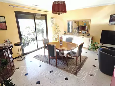 Maison, 174 m²