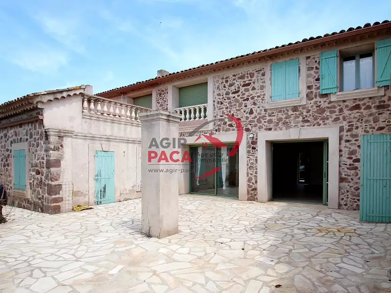 Maison, 191 m²