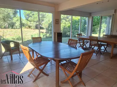 Maison, 225 m²