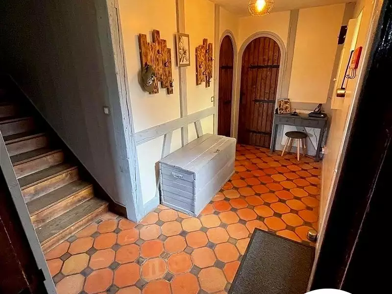 Maison, 196 m²