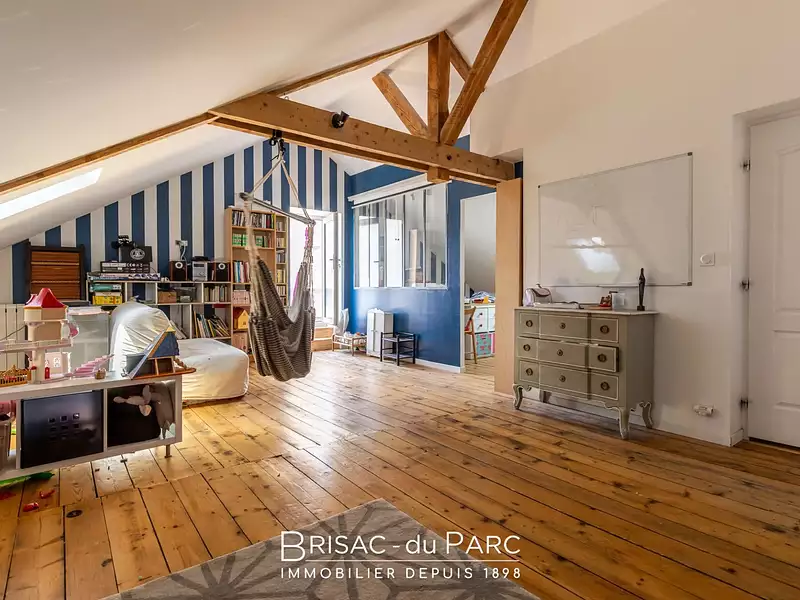Maison, 250 m²