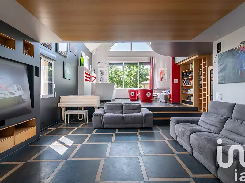 Maison, 215 m²