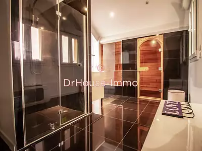 Maison, 250 m²