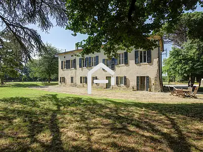 Maison, 537 m²