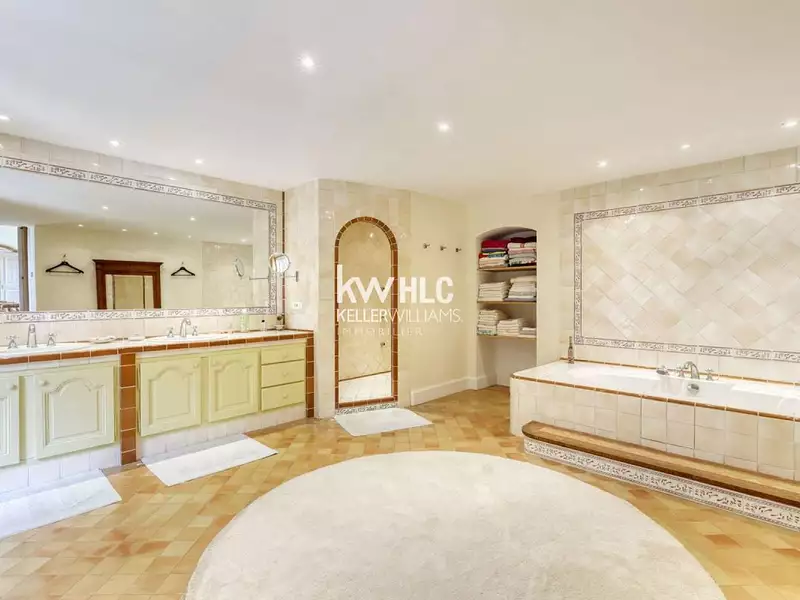 Maison, 412 m²