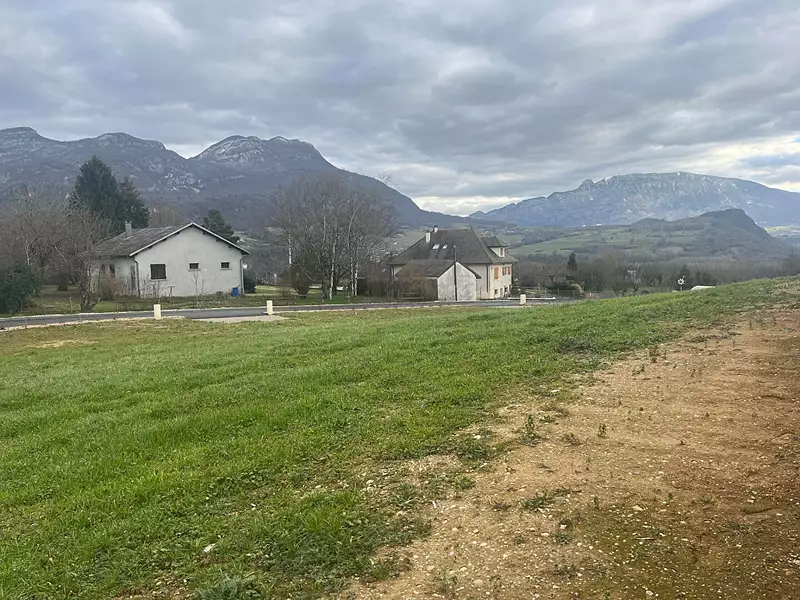 Terrain, 788 m²