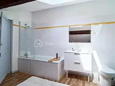 Maison, 210 m²