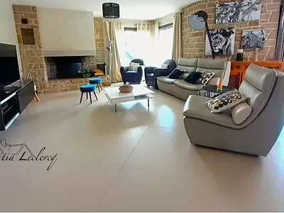Maison, 263 m²