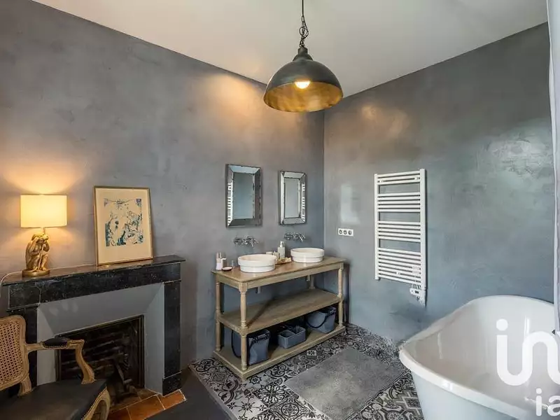 Maison, 400 m²