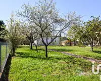 Terrain, 697 m²