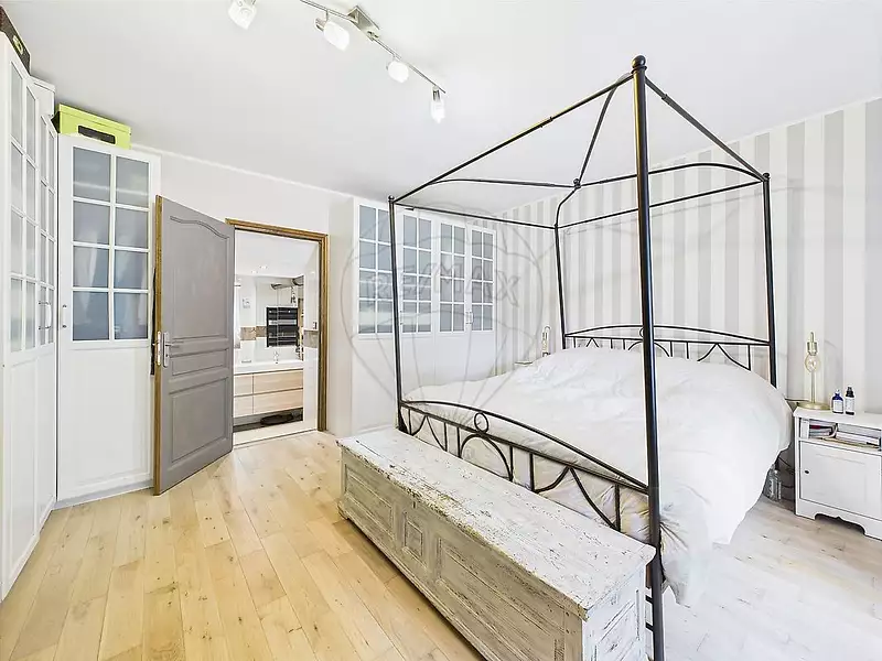 Maison, 262 m²