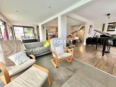 Maison, 179 m²