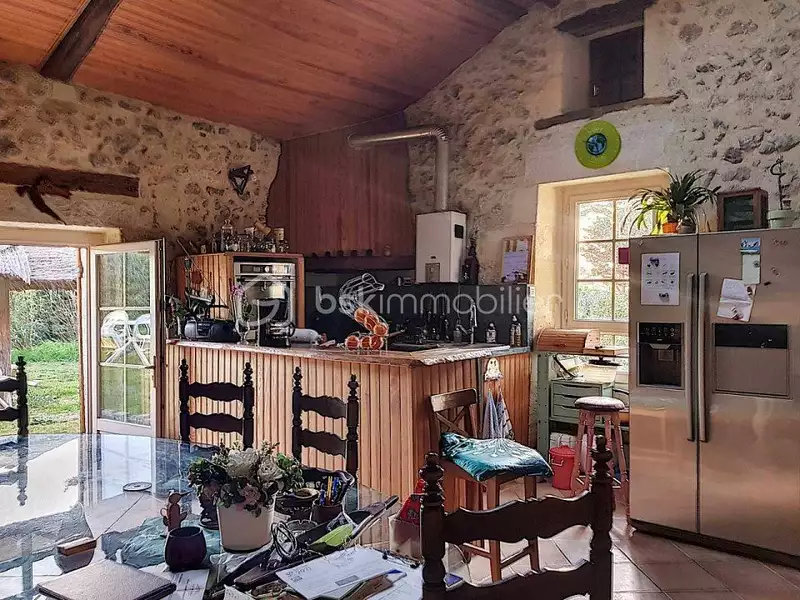 Maison, 260 m²