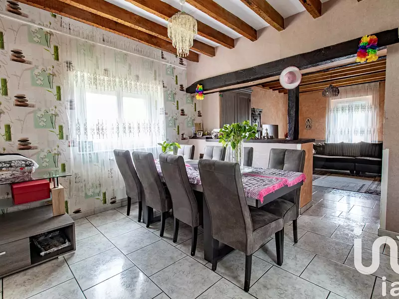 Maison, 330 m²
