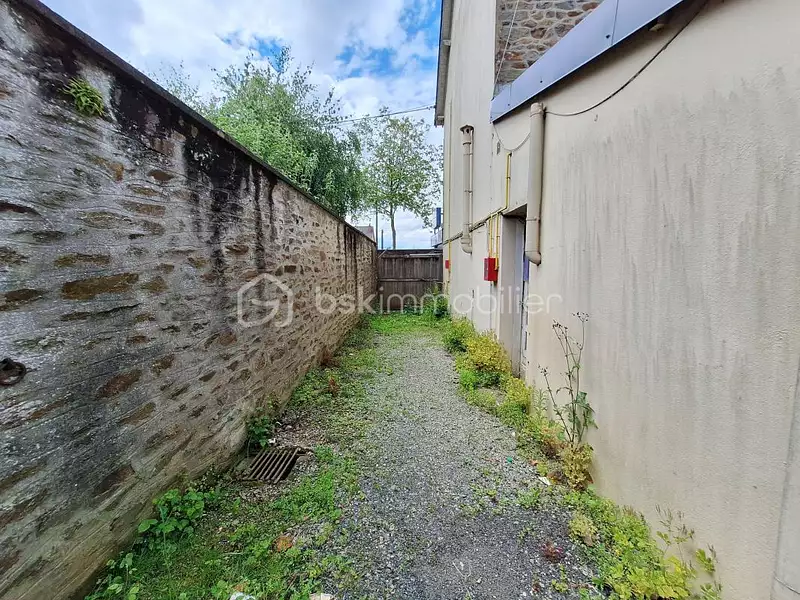 Immeuble, 136 m²