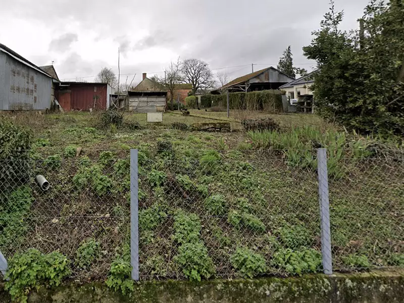 Terrain, 709 m²