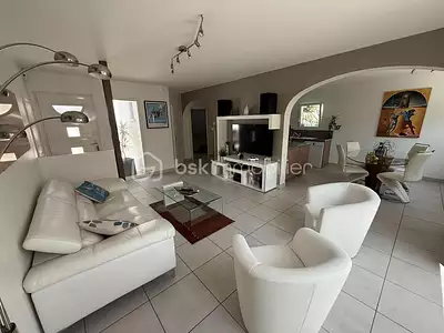 Maison, 117 m²