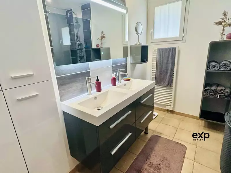 Maison, 127 m²