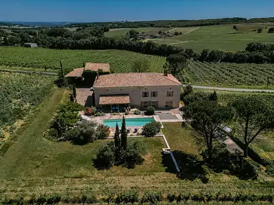 Maison, 370 m²