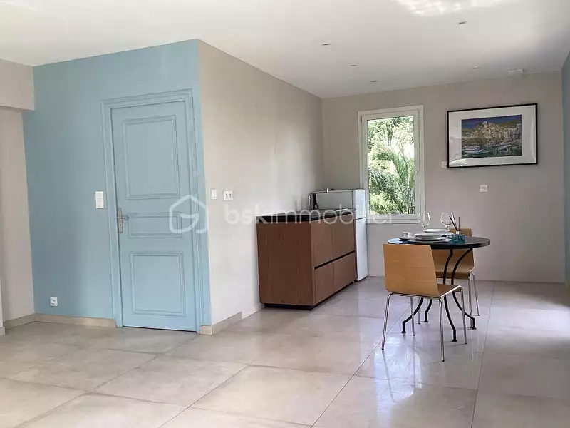 Maison, 310 m²