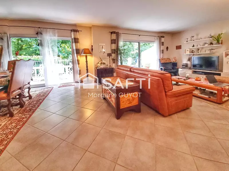 Maison, 147 m²