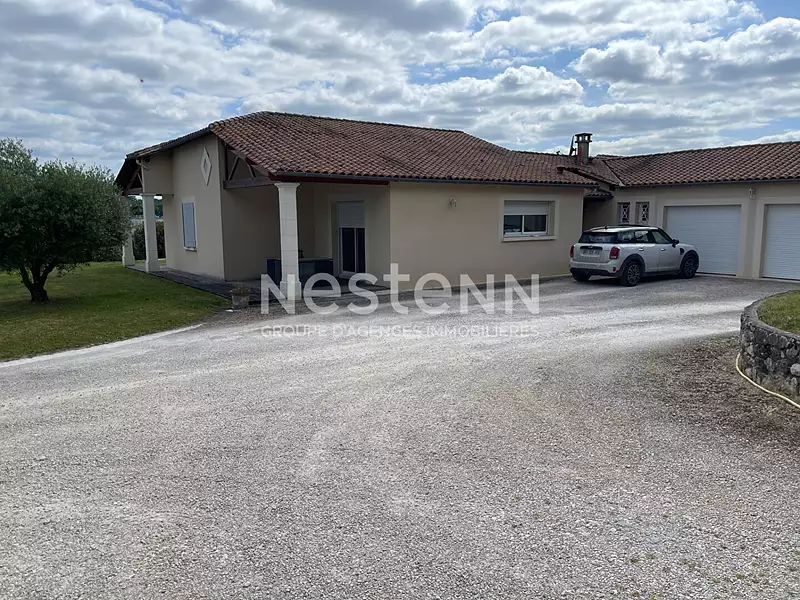 Maison, 176 m²